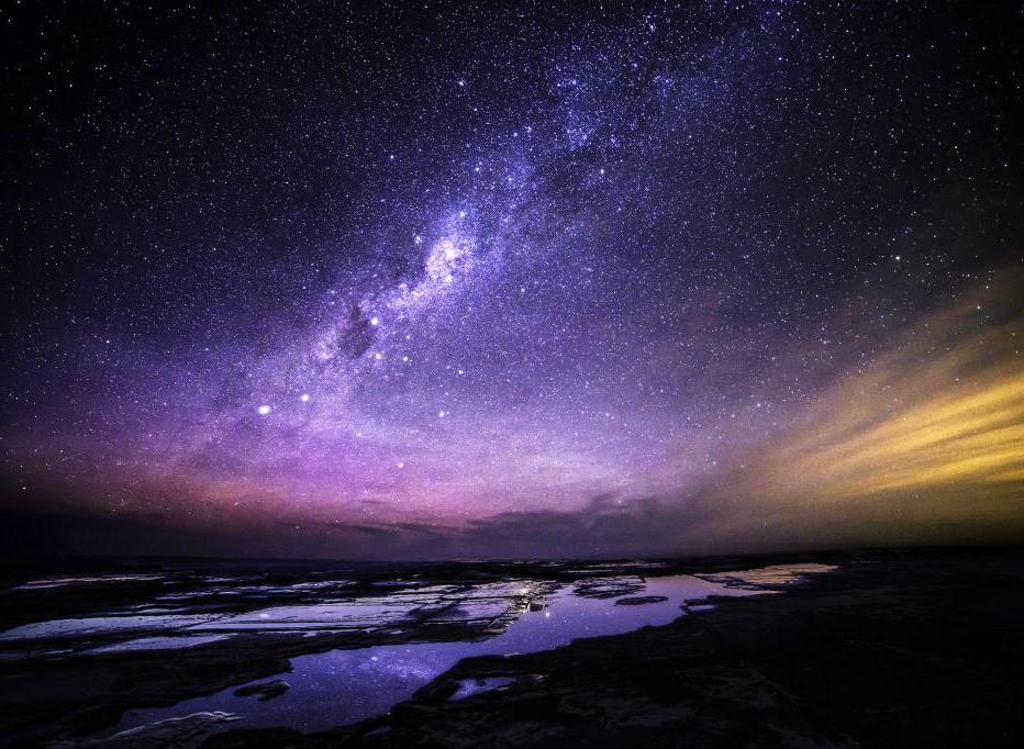 Great Ocean Road at night milky way view